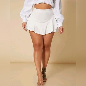 White Skort (Skirt-Shorts)